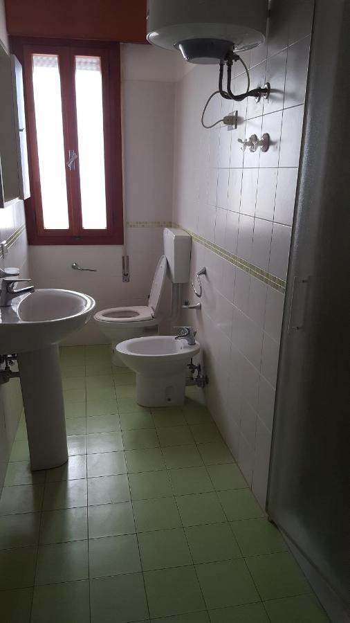 Residence Gallo - Walterigato Apartments Per Solo Famiglie Lido di Jesolo Buitenkant foto