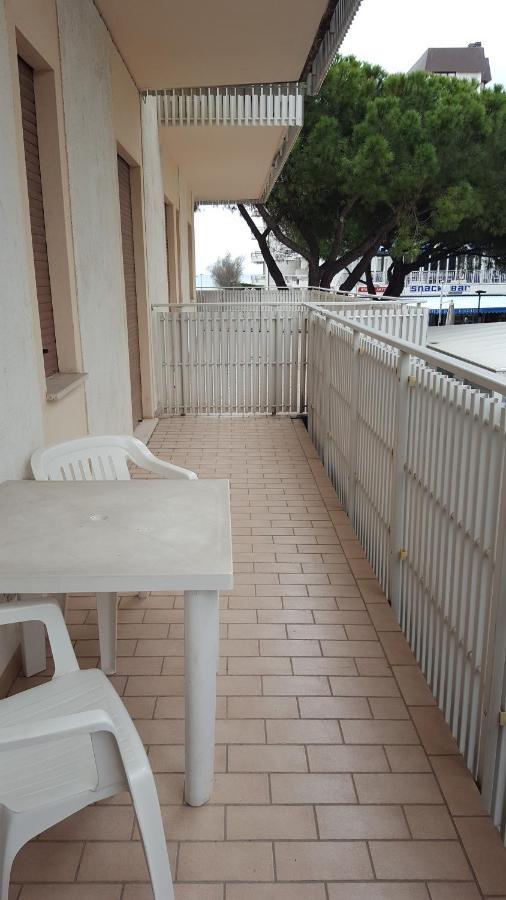 Residence Gallo - Walterigato Apartments Per Solo Famiglie Lido di Jesolo Buitenkant foto
